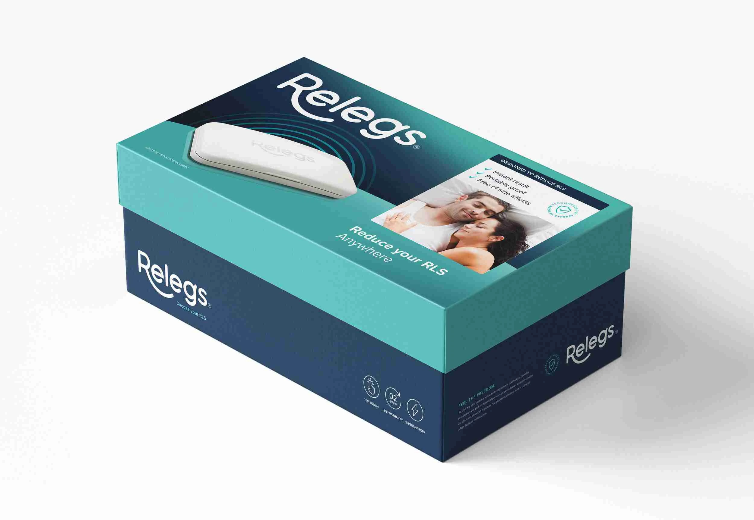 Verpakkingsontwerp Relegs: turquoise-blauwe doos met het apparaat en de tekst Reduce your RLS
